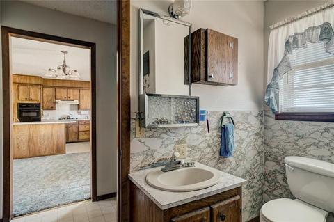 2103 Eighth St, Prague, OK 74864 photo 17