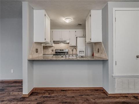 2123 Meench Dr, Moore, OK 73170 photo 7