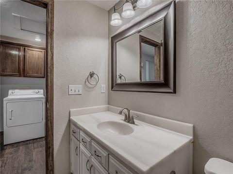 2123 Meench Dr, Moore, OK 73170 photo 21