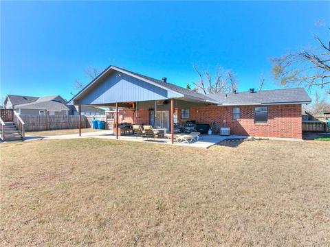 204 W Holly St, Tuttle, OK 73089 photo 5