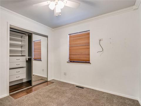 204 W Holly St, Tuttle, OK 73089 photo 13