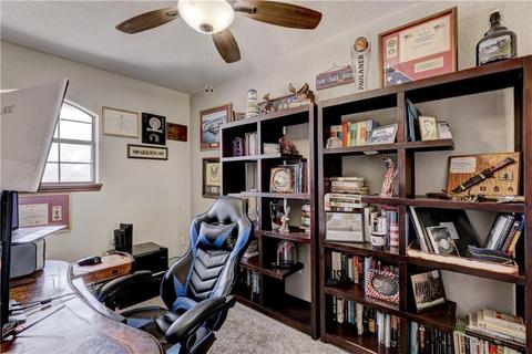 501 Gyrfalcon Dr, Norman, OK 73072 photo 24