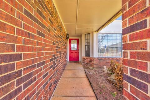 501 Gyrfalcon Dr, Norman, OK 73072 photo 3
