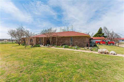 103 Wolf Ln, Tuttle, OK 73089 photo 1