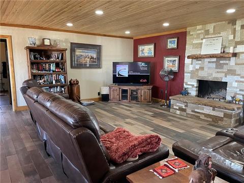 3053 E 8th St, Chandler, OK 74834 photo 6