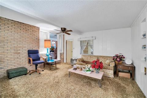 322 S Sheb Wooley St, Erick, OK 73645 photo 18