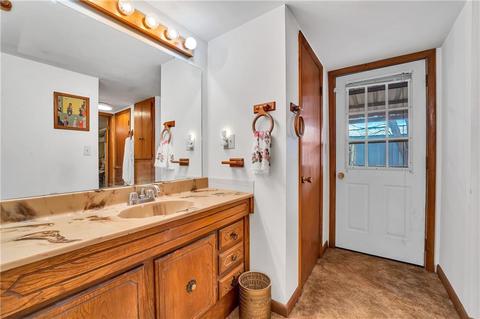 322 S Sheb Wooley St, Erick, OK 73645 photo 16