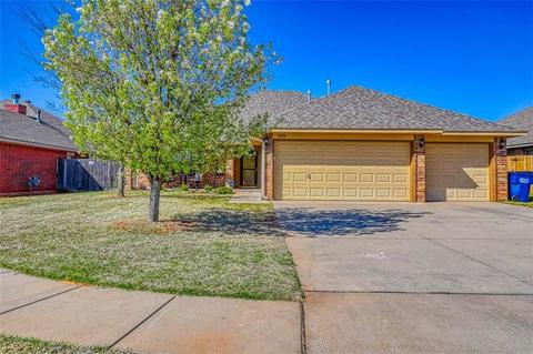 709 E Juniper Ln, Mustang, OK 73064 photo 1