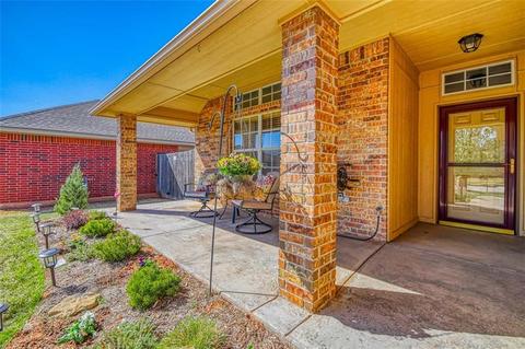 709 E Juniper Ln, Mustang, OK 73064 photo 4