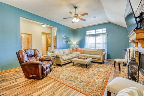 709 E Juniper Ln, Mustang, OK 73064 photo 8