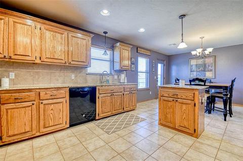 709 E Juniper Ln, Mustang, OK 73064 photo 13