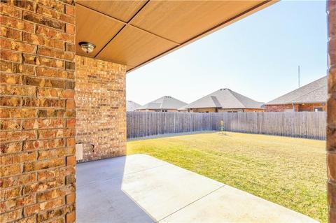 1908 NE 27th Ter, Moore, OK 73160 photo 33