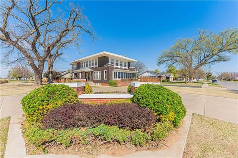 703 N Prouty Ave, Watonga, OK 73772 photo 1