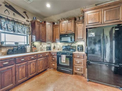 116 Westend Ct, Tuttle, OK 73089 photo 8
