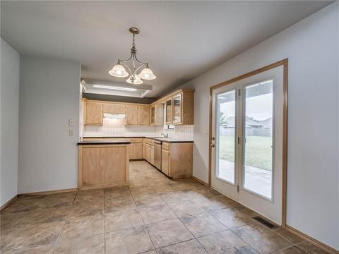 416 Rhoades Ct, Norman, OK 73072 photo 12