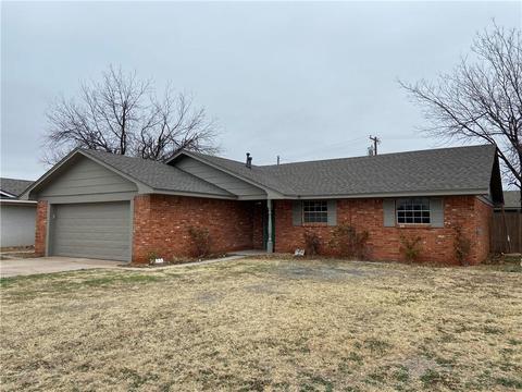 2516 N Robin St, Altus, OK 73521 photo 1