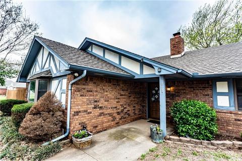 210 Terrace Dr, Watonga, OK 73772 photo 1