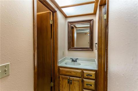 210 Terrace Dr, Watonga, OK 73772 photo 16