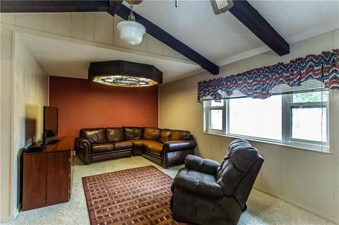 210 Terrace Dr, Watonga, OK 73772 photo 5