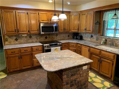 210 Terrace Dr, Watonga, OK 73772 photo 7
