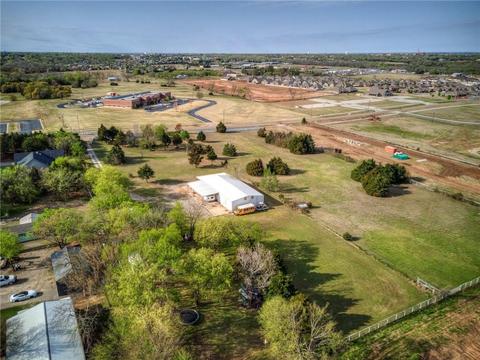 1474 E 45th St, Shawnee, OK 74804 photo 7