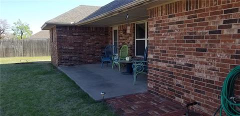 317 N Cimarron Rd, Tuttle, OK 73089 photo 4