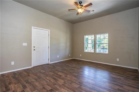 906 E Vilas Ave, Guthrie, OK 73044 photo 6