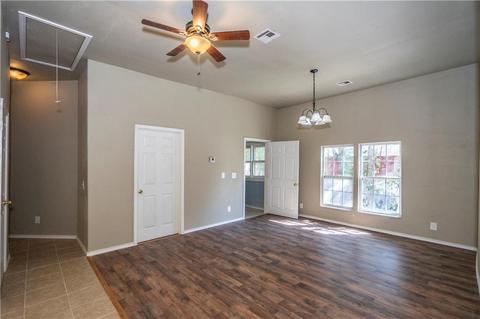 906 E Vilas Ave, Guthrie, OK 73044 photo 13