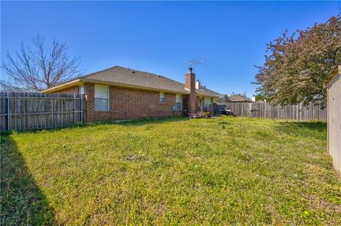 109 S Parkcrest Ct, Noble, OK 73068 photo 26