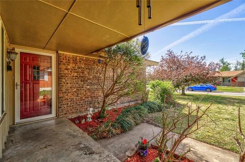 6745 NW 52nd St, Bethany, OK 73008 photo 2