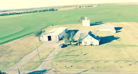 23065 E 1090 Rd, Clinton, OK 73601 photo 1