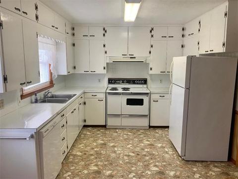 1105 Maple St, Altus, OK 73521 photo 5