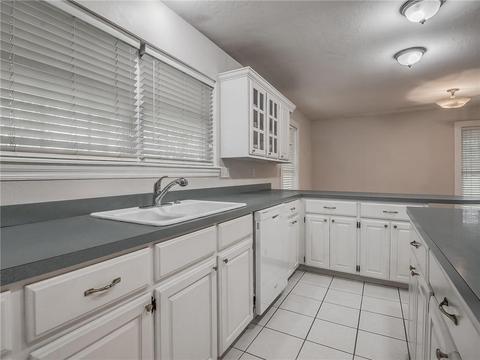 2511 Star Dr, Tuttle, OK 73089 photo 5