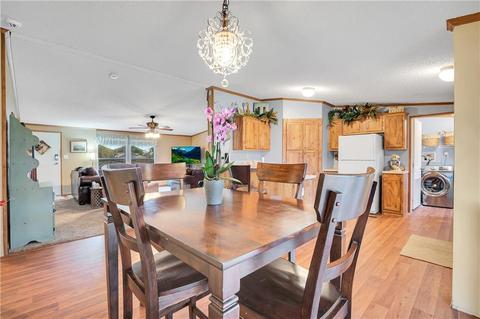 121 7th St, Canute, OK 73626 photo 9