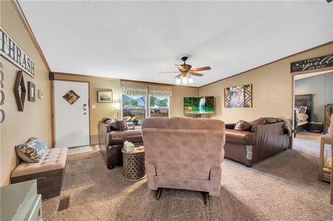 121 7th St, Canute, OK 73626 photo 4