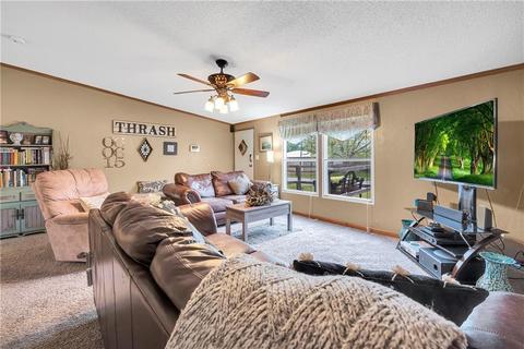121 7th St, Canute, OK 73626 photo 3