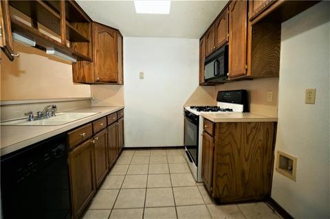 2132 Meench Dr, Moore, OK 73170 photo 6