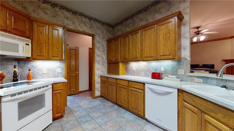 11621 Hackney Ln, Yukon, OK 73099 photo 12