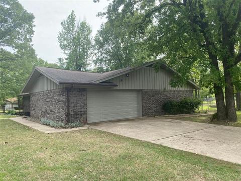 503 Manchester Dr, Idabel, OK 74745 photo 5