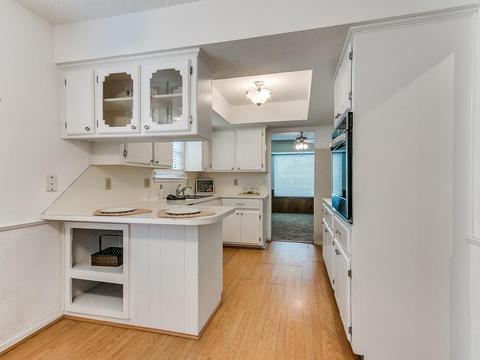501 Crestview, Edmond, OK 73012 photo 9