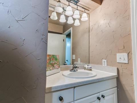 501 Crestview, Edmond, OK 73012 photo 25