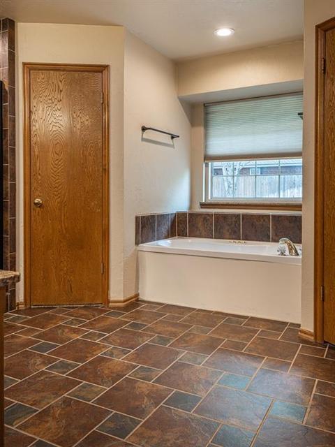 808 Ricks Trl, Edmond, OK 73012 photo 22
