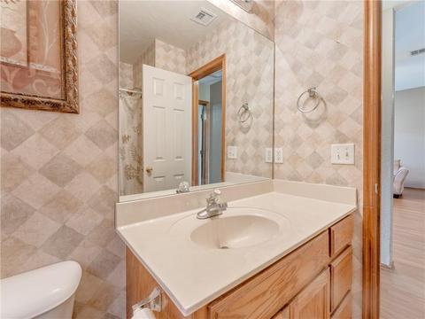 313 SW 40th St, Moore, OK 73160 photo 23