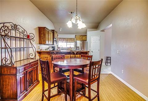909 Eagle Cliff Dr, Norman, OK 73072 photo 7