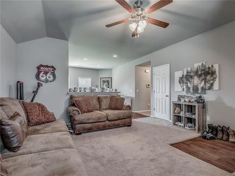 9609 Silas Dr, Moore, OK 73160 photo 6