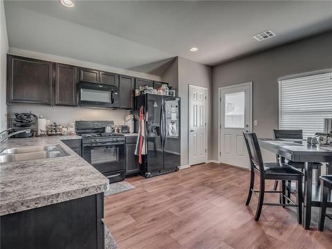 9609 Silas Dr, Moore, OK 73160 photo 7
