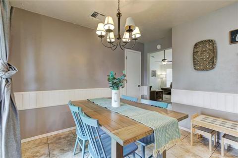 824 Lakecrest Dr, Moore, OK 73170 photo 13