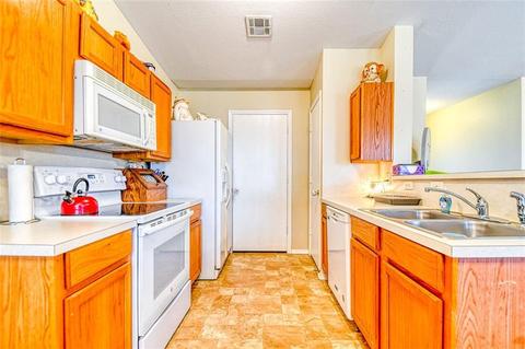 2620 Briar Patch Way, Norman, OK 73071 photo 12
