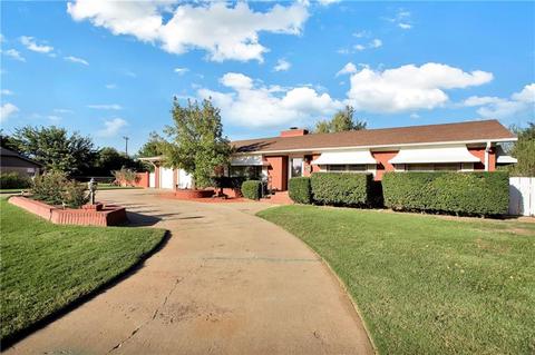 2021 Willard Dr, Altus, OK 73521 photo 4