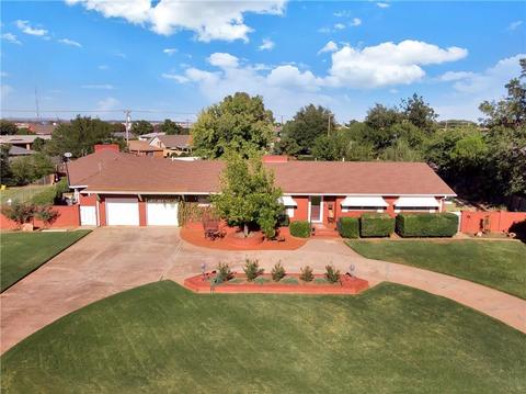 2021 Willard Dr, Altus, OK 73521 photo 1